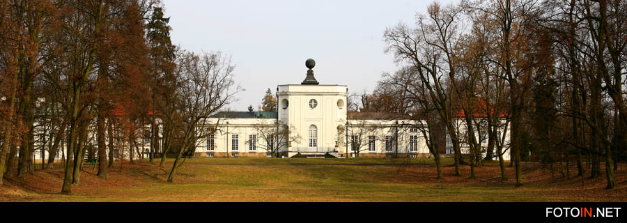 Zespół pałacowo-parkowy w Jabłonnie